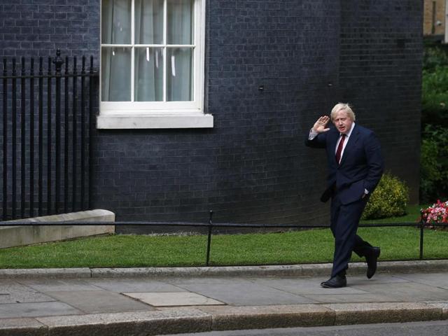 Former mayor of London Boris Johnson walks to 10 Downing Street in central London on July 13, 2016 after New British Prime Minister Theresa May takes office following the formal resignation of David Cameron.(AFP Photo)