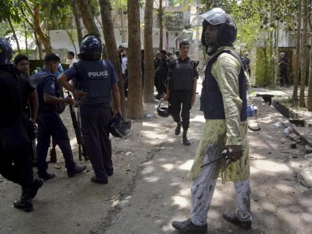 Bangladeshi policemen arrive near the scene of a blast in Kishoreganj, about 90 kilometers (60 miles) north of the capital of Dhaka. (AP File Photo) Bangladeshi policemen arrive near the scene of a blast in Kishoreganj, about 90 kilometers (60 miles) north of the capital of Dhaka. (AP File Photo)