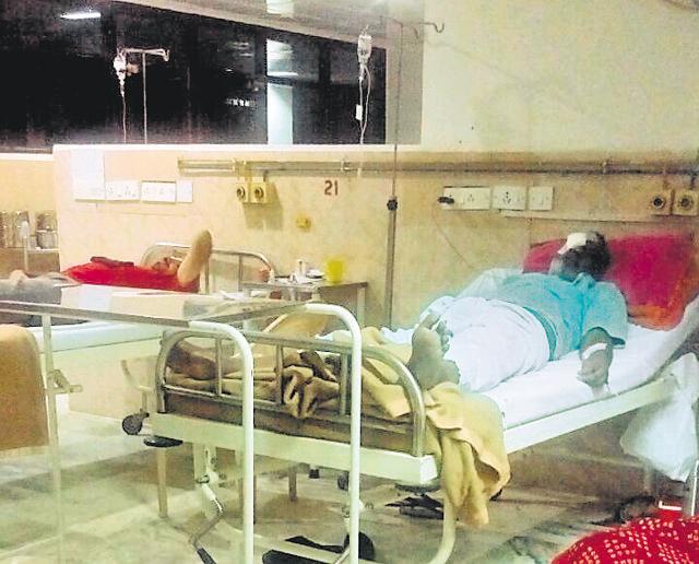 Some of the patients who reported to the hospital on Thursday after the negligence came to light. (HT Photo) Some of the patients who reported to the hospital on Thursday after the negligence came to light. (HT Photo)
