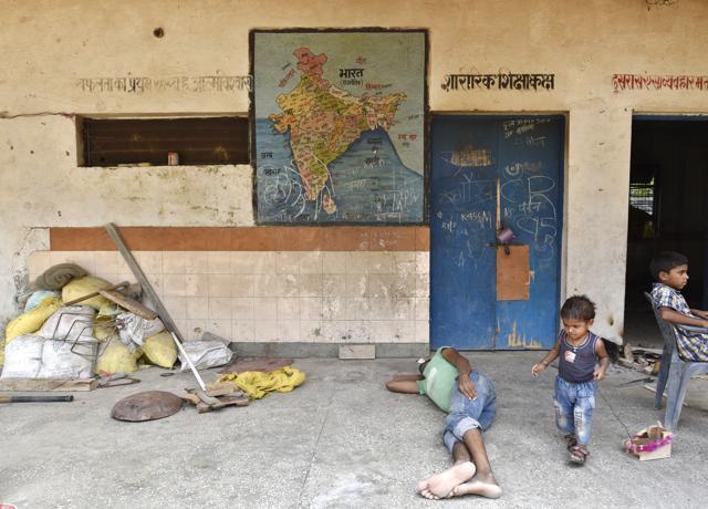 Delhi metro insists the station should come up on the land where the school is located. It has assured the construction of an alternative school building in any locality close by as per SDMC requirements. The civic body fears dropout if the schools is shifted elsewhere. (Vipin Kumar/Hindustan Times) Delhi metro insists the station should come up on the land where the school is located. It has assured the construction of an alternative school building in any locality close by as per SDMC requirements. The civic body fears dropout if the schools is shifted elsewhere. (Vipin Kumar/Hindustan Times)