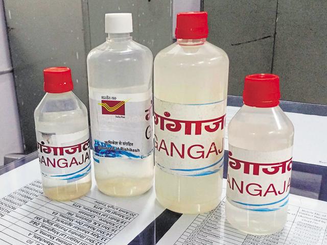 Gangajal bottles being sold at post offices.(AH Zaidi/HT Photo)