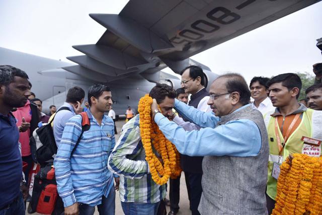 Sports minister Vijay Goel greets Indian citizens evacuated from war-torn South Sudan upon their arrival at the Palam airport in Delhi. (Arun Sharma/HT PHOTO) Sports minister Vijay Goel greets Indian citizens evacuated from war-torn South Sudan upon their arrival at the Palam airport in Delhi. (Arun Sharma/HT PHOTO)