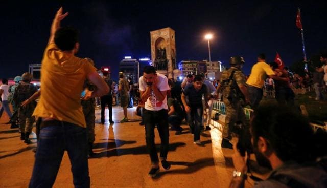 Supporters of Turkish President Erdogan are dispersed with shots in the air by the military at the Taksim Square in Istanbul. (Reuters Photo) Supporters of Turkish President Erdogan are dispersed with shots in the air by the military at the Taksim Square in Istanbul. (Reuters Photo)