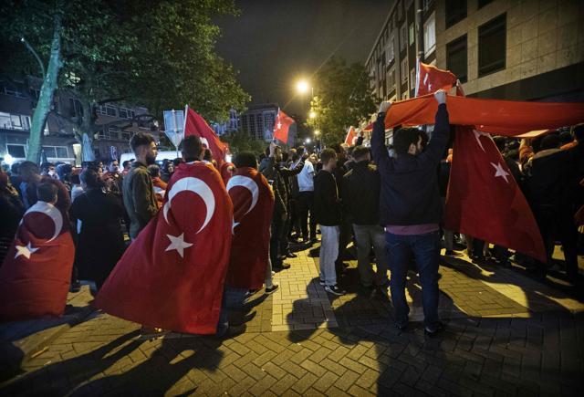 Protesters gather for a demonstration against a military coup blamed by the government on supporters of US-based cleric Fethullah Gulen, who is in self-imposed exile in Pennsylvania in the US. (AFP) Protesters gather for a demonstration against a military coup blamed by the government on supporters of US-based cleric Fethullah Gulen, who is in self-imposed exile in Pennsylvania in the US. (AFP)