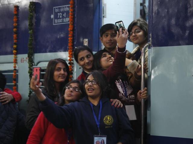 According to the HT-MaRS smartphone user survey 31% students say they use smartphones for selfies a few times a week. This number increases to 36% among housewives. (Hindustan Times) According to the HT-MaRS smartphone user survey 31% students say they use smartphones for selfies a few times a week. This number increases to 36% among housewives. (Hindustan Times)