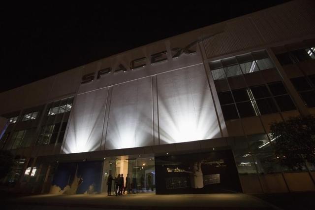 An exterior of the SpaceX headquarters in Hawthorne, California. (Reuters Photo) An exterior of the SpaceX headquarters in Hawthorne, California. (Reuters Photo)