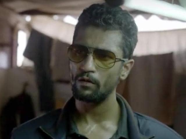 Vicky Kaushal To Play Deepika Padukone S Husband In Padmavati Hindustan Times To give a beautiful tribute to deepika padukone's character in the movie, artist karan k made a massive rangoli of deepika as rani padmavati on the floor of a mall in surat. vicky kaushal to play deepika padukone