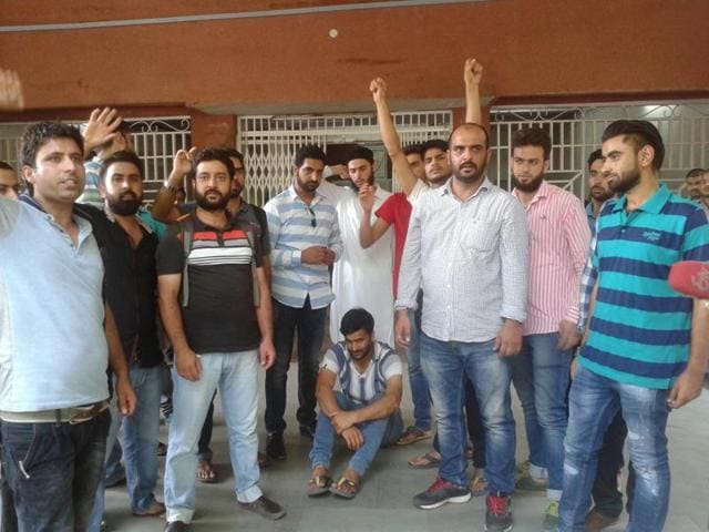 Kashmiri students protest outside the V-C’s office at Barkatullah University in Bhopal on Monday. (Hindustan Times) Kashmiri students protest outside the V-C’s office at Barkatullah University in Bhopal on Monday. (Hindustan Times)