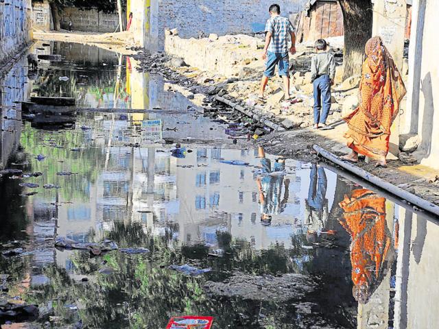After showers in the last few days, water has stagnated in many localities. It could lead to mosquito breeding.(HT File Photo) After showers in the last few days, water has stagnated in many localities. It could lead to mosquito breeding.(HT File Photo)