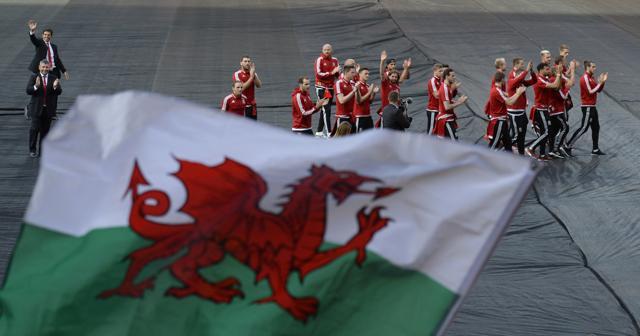 Wales players applaud fans at Cardiff City Stadium after returning from France following their glorious Euro 2016 run. (Reuters Photo) Wales players applaud fans at Cardiff City Stadium after returning from France following their glorious Euro 2016 run. (Reuters Photo)