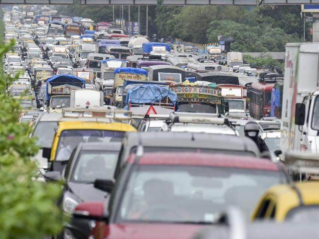 The National Green Tribunal on Wednesday said those who contribute to noise pollution by these means will have to pay an environment compensation charge of R5,000.(Hindustan Times)