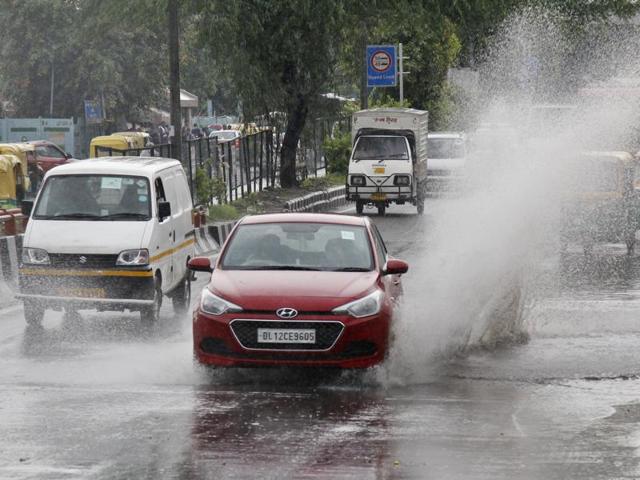 A joint inspection by all civic and government agencies has blamed construction by Delhi metro and other departments for the water-logging and subsequent traffic chaos in the Capital this monsoon season. (Hindustan Times) A joint inspection by all civic and government agencies has blamed construction by Delhi metro and other departments for the water-logging and subsequent traffic chaos in the Capital this monsoon season. (Hindustan Times)