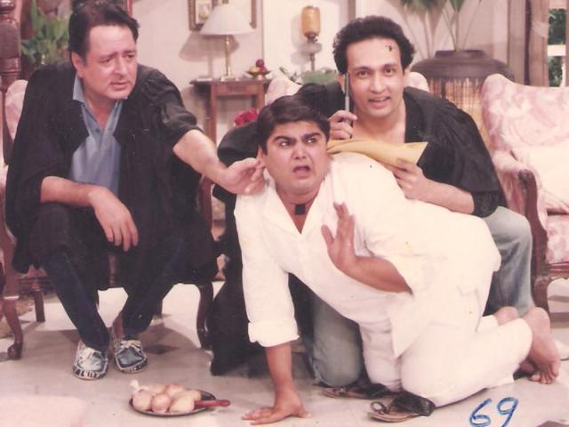 Navin Nischol, Shekhar Suman and Deven Bhojani in Dekh Bhai Dekh. Navin Nischol, Shekhar Suman and Deven Bhojani in Dekh Bhai Dekh.