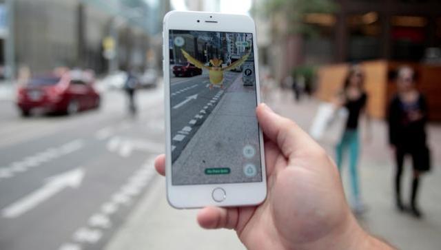 A ‘Pidgey’ Pokemon is seen on the screen of the Pokemon Go mobile app, Nintendo’s new scavenger hunt game which utilizes geo-positioning.(Reuters file)