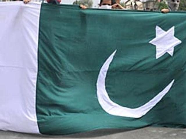 A local television channel showed the flag of Pakistan flapping from the roof of a house near the Jama Masjid in Kharadi locality in Nalanda district. (Waseem Andrabi/HT file) A local television channel showed the flag of Pakistan flapping from the roof of a house near the Jama Masjid in Kharadi locality in Nalanda district. (Waseem Andrabi/HT file)