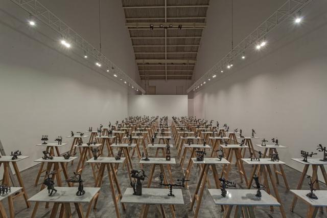 Mehta calls Anant Joshi’s show at Gallery Maskara, which featured miniature sculptures, as “one of the best I’ve seen in the year, not just in India, but internationally”. (gallerymaskara.com )
