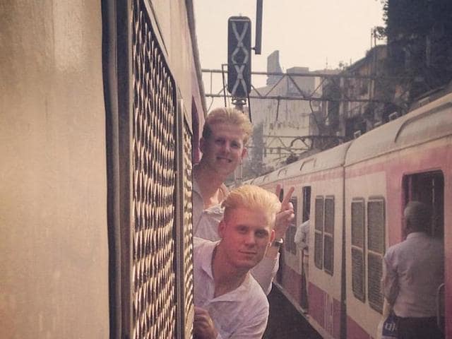 The duo says they’ve done most things ‘Mumbai’, such as riding on local trains and playing carom and cricket in Dharavi. (Facebook/2 foreigners in bollywood )