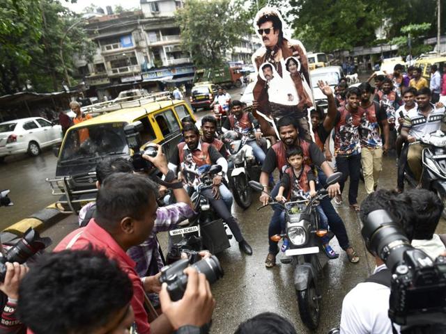 Rajinikanth fans celebrates the release of his film Kabali at Matunga in Mumbai. (Photo by Arijit Sen/ Hindustan Times)