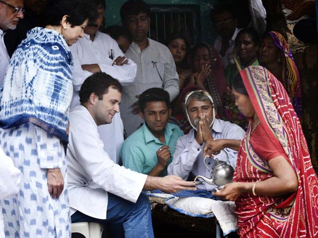 Rahul Reaches Gujarat Meets Thrashed Dalit Victims Kin In Una