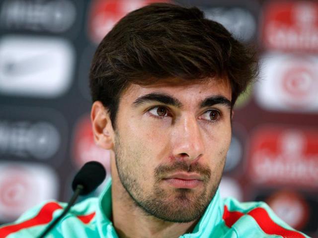 Portugal's Andre Gomes gives a press conference in Marcoussis, near Paris, France.(AP Photo)