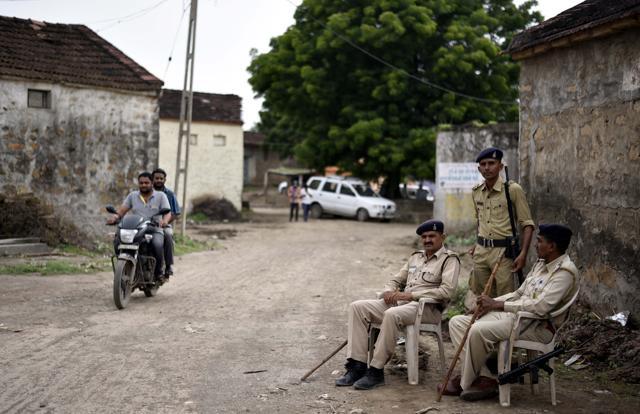 Tight security seen after at Samdhiyala village in Una. (Arun Sharma/HT PHOTO) Tight security seen after at Samdhiyala village in Una. (Arun Sharma/HT PHOTO)