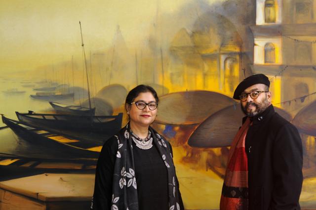 Artist Jayasri Burman and Paresh Maity at their residence. They say Raza’s death is a loss not just for artists and the fraternity, but for everyone. (Subrata Biswas/HT Photo)
