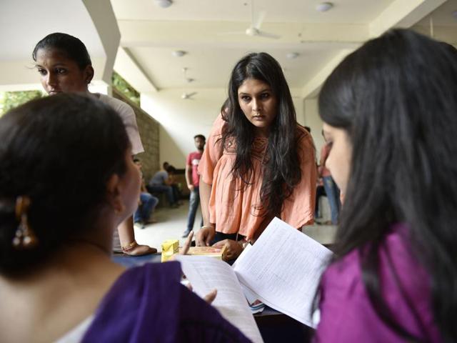 Admissions under Delhi University’s fifth cutoff list got over on Friday and many colleges uploaded the details of vacant seats course-wise and category-wise on their website. (Gurinder Osan/HT file photo) Admissions under Delhi University’s fifth cutoff list got over on Friday and many colleges uploaded the details of vacant seats course-wise and category-wise on their website. (Gurinder Osan/HT file photo)