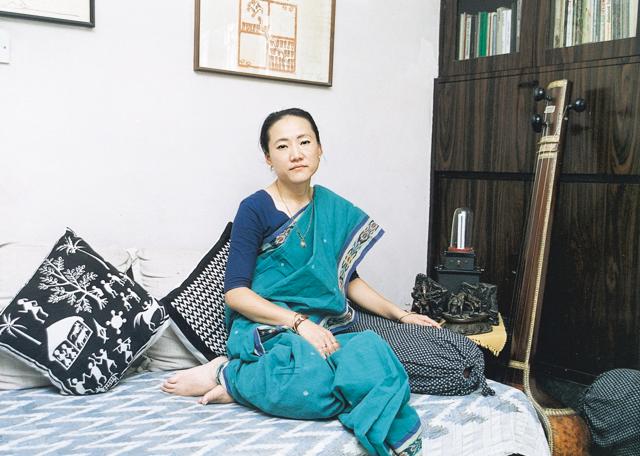 Artist Yuriko Lochan feels she shares a ‘common connection’ with Raza. (HT Photo) Artist Yuriko Lochan feels she shares a ‘common connection’ with Raza. (HT Photo)