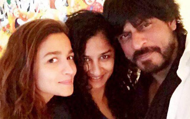Alia Bhatt will next be seen with Shah Rukh Khan in Gauri Shinde’s Dear Zindagi. Alia Bhatt will next be seen with Shah Rukh Khan in Gauri Shinde’s Dear Zindagi.