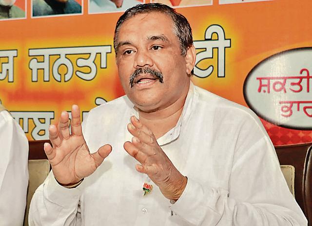 Punjab BJP president Vijay Sampla addressing a press conference in Chandigarh on Sunday. (Karun Sharma/HT Photo) Punjab BJP president Vijay Sampla addressing a press conference in Chandigarh on Sunday. (Karun Sharma/HT Photo)