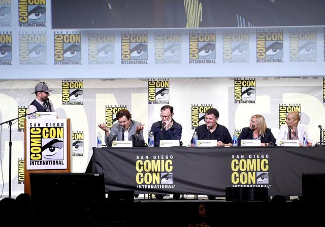 Moderator Chris Hardwick, actor Benedict Cumberbatch, actor/writer/producer Mark Gatiss, writer/producer Steven Moffat, producer Sue Vertue, and actress Amanda Abbington attend the Sherlock panel during Comic-Con International 2016 at San Diego Convention Center on July 24, 2016 in San Diego, California. (AFP) Moderator Chris Hardwick, actor Benedict Cumberbatch, actor/writer/producer Mark Gatiss, writer/producer Steven Moffat, producer Sue Vertue, and actress Amanda Abbington attend the Sherlock panel during Comic-Con International 2016 at San Diego Convention Center on July 24, 2016 in San Diego, California. (AFP)