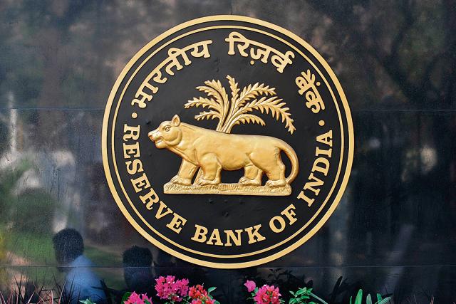 On Thursday, the RBI approved the Unified Payment System (UPI), a common platform which links your bank account number to a virtual payment address, effectively making money transfer as easy as an SMS.(AFP)