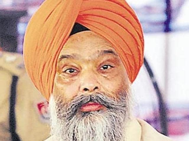 “Navjot Sidhu is my friend, but we cannot understand the logic he has given behind his resignation. It is indigestible to everybody,” Chandumajra said. (HT File Photo) “Navjot Sidhu is my friend, but we cannot understand the logic he has given behind his resignation. It is indigestible to everybody,” Chandumajra said. (HT File Photo)