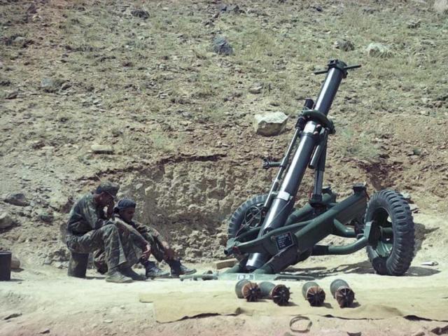 First signs of war were when some Pakistani infiltrators were seen atop heights of Kargil. It was a “war-like situation”, in the words of the then prime minister Atal Behari Vajpayee, by the end of May 1999. First signs of war were when some Pakistani infiltrators were seen atop heights of Kargil. It was a “war-like situation”, in the words of the then prime minister Atal Behari Vajpayee, by the end of May 1999.