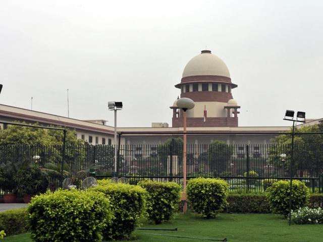 The apex court directive comes after a petitioner approached it challenging the Madhya Pradesh high court’s order that permitted the MPPSC to go forward with interview process of 1,200 candidates. (HT photo) The apex court directive comes after a petitioner approached it challenging the Madhya Pradesh high court’s order that permitted the MPPSC to go forward with interview process of 1,200 candidates. (HT photo)