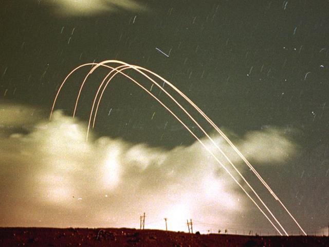 Indian artillery shell being fired at Pakistani intruders in Dras during one late evening. (Manish Swarup /HT file photo) Indian artillery shell being fired at Pakistani intruders in Dras during one late evening. (Manish Swarup /HT file photo)