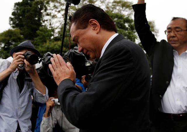 Governor of Japan's Kanagawa prefecture Yuji Kuroiwa prays to mourn victims as he visits at a facility for the disabled, where a deadly attack by a knife-wielding man took place, in Sagamihara. (REUTERS) Governor of Japan's Kanagawa prefecture Yuji Kuroiwa prays to mourn victims as he visits at a facility for the disabled, where a deadly attack by a knife-wielding man took place, in Sagamihara. (REUTERS)
