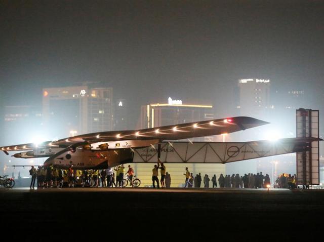 Solar Impulse 2 piloted by Swiss pioneer André Borschberg flies past of the pyramids of Giza on July 13, 2016 prior to landing in Cairo. In the last leg of the round-the-world-trip, the plane took a more than 48 hour-long flight from Cairo to land in Abu Dhabi on Tuesday.(AFP file photo)