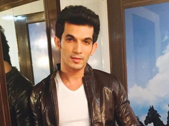 Arjun Bijlani believes actors who work on the small screen are very much capable of making it big in the film industry.(Instagram)