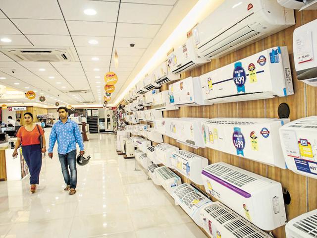 A Centre for Science and Environment study has said an AC’s energy efficiency becomes worse as the mercury rises. A Centre for Science and Environment study has said an AC’s energy efficiency becomes worse as the mercury rises.