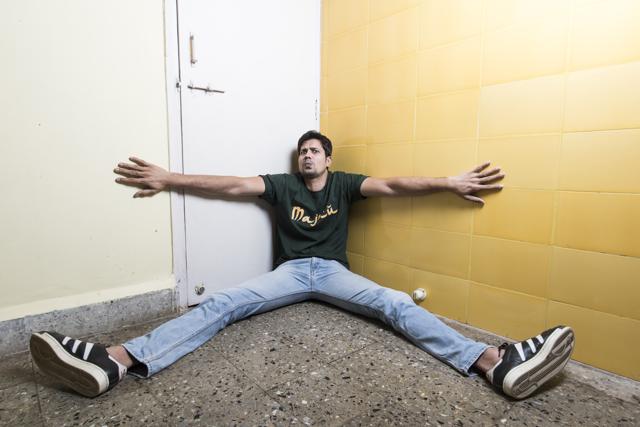 Originally from Rajasthan, Vyas never excelled at academics. As a 16-year-old, he started working as an assistant editor in an editing studio (aalok soni/Hindustan Times) Originally from Rajasthan, Vyas never excelled at academics. As a 16-year-old, he started working as an assistant editor in an editing studio (aalok soni/Hindustan Times)