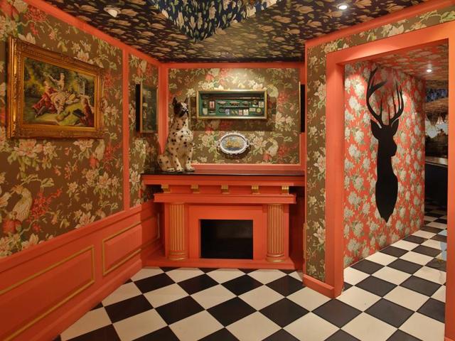 Fun Republic Social (Andheri) is decorated with floral wallpaper and features a curtained stage, chandeliers and kitschy Bollywood posters Fun Republic Social (Andheri) is decorated with floral wallpaper and features a curtained stage, chandeliers and kitschy Bollywood posters