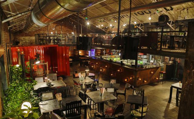 Todi Mill Social (Lower Parel) has an industrial warehouse look with exposed brickwork and pipes Todi Mill Social (Lower Parel) has an industrial warehouse look with exposed brickwork and pipes