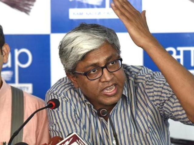 AAP leader Ashutosh addresses a press conference at the party office in Delhi. (HT File Photo) AAP leader Ashutosh addresses a press conference at the party office in Delhi. (HT File Photo)
