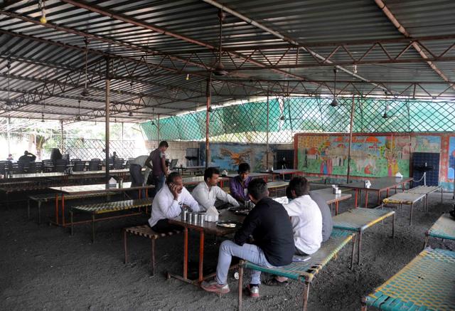 A dhaba on the outskirts of Mumbai (HT File Photo) A dhaba on the outskirts of Mumbai (HT File Photo)