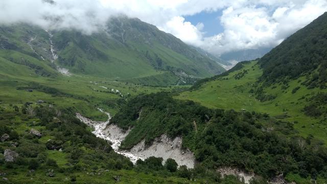 The gate to the Valley of Flowers, which is about 500m from the main Ghangria market, opens at 7am. (Sneha Mahale) The gate to the Valley of Flowers, which is about 500m from the main Ghangria market, opens at 7am. (Sneha Mahale)