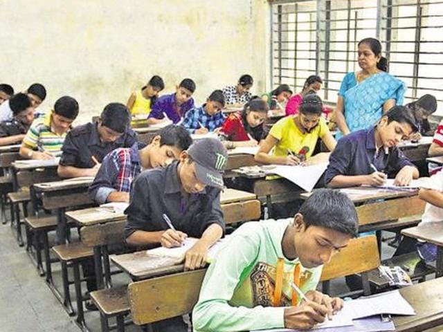 The Staff Selection Commission (SSC) announced the results of the Combine Higher Secondary Level (CHSL) 2015 Paper-1 examination on Friday (July 29).(Praful Gangurde/HT file)
