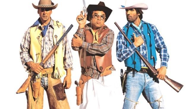 Hera Pheri was one of the first films that saw Akshay Kumar doing comedy.