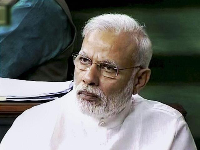 PM Narendra Modi’s views that FDI reforms will boost employment and benefit the economy has failed to impress the Sangh.(PTI) PM Narendra Modi’s views that FDI reforms will boost employment and benefit the economy has failed to impress the Sangh.(PTI)