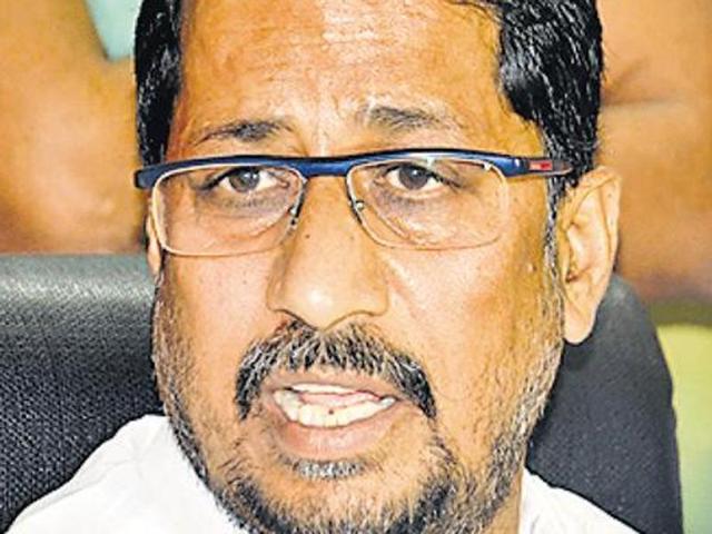 As chief secretary Sarvesh Kaushal began the proceedings, Bharatiya Janata Party (BJP) minister Anil Joshi stood up, questioning the delay in including the agenda on reducing VAT on spices, such as turmeric, black pepper, coriander and cumin. (HT File Photo) As chief secretary Sarvesh Kaushal began the proceedings, Bharatiya Janata Party (BJP) minister Anil Joshi stood up, questioning the delay in including the agenda on reducing VAT on spices, such as turmeric, black pepper, coriander and cumin. (HT File Photo)